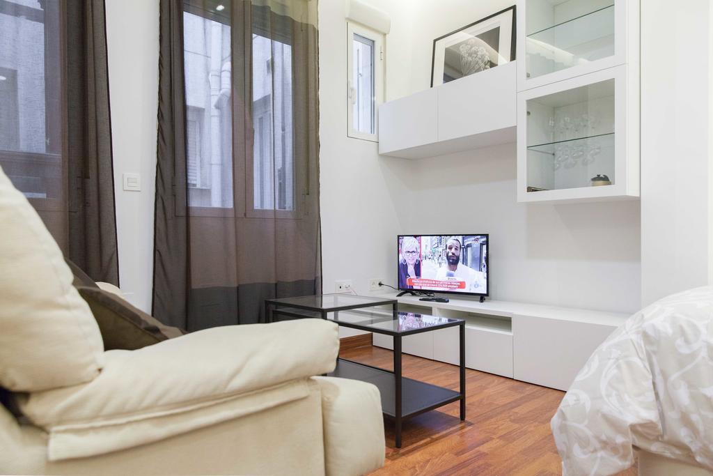 For You Rentals Plaza Dos De Mayo Apartment Temporal Dp13 Мадрид Екстериор снимка